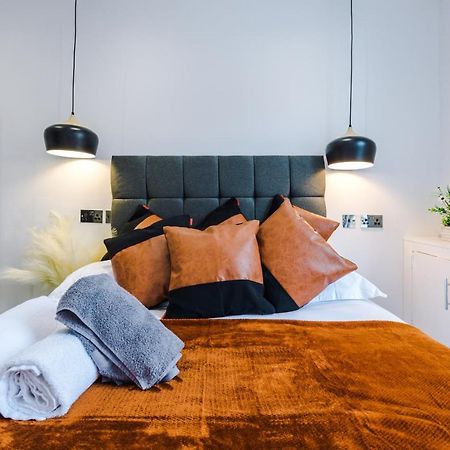 Empire Blackpool Apartments - George St מראה חיצוני תמונה