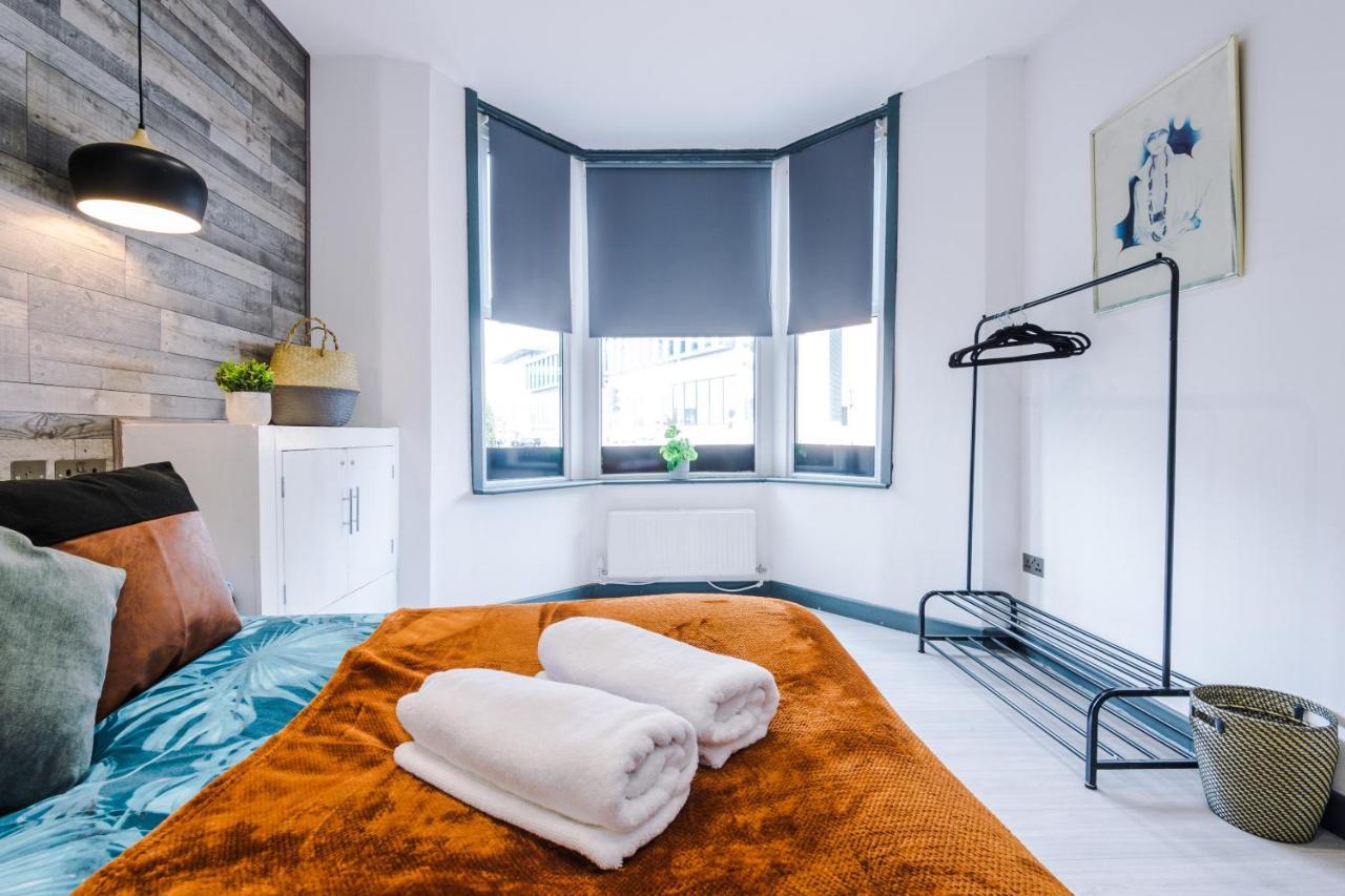 Empire Blackpool Apartments - George St מראה חיצוני תמונה