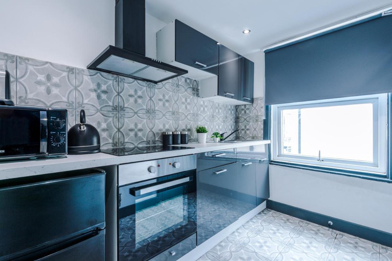 Empire Blackpool Apartments - George St מראה חיצוני תמונה